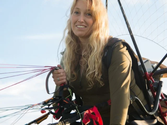 A former British and Australian free-diving champion, Sacha Dench of the WWT will follow Bewick's Swans across their entire migration route on her paramotor. Photo: WWT. A former British and Australian free-diving champion, Sacha Dench of the WWT will follow Bewick's Swans across their entire migration route on her paramotor. Photo: WWT.