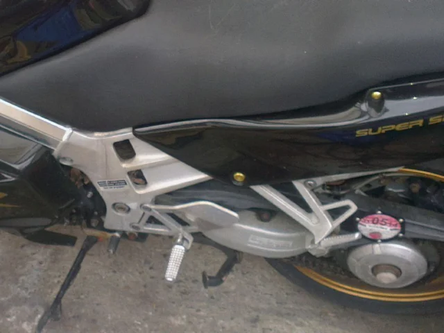 A Robin built its nest in Mr Straight's motorbike, so the birds were left in peace to bring up their chicks. Photo: Anthony Straight. A Robin built its nest in Mr Straight's motorbike, so the birds were left in peace to bring up their chicks. Photo: Anthony Straight.