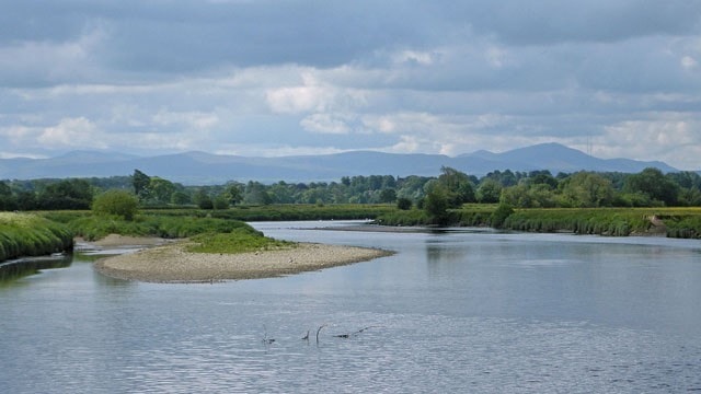 Carr Beds (or Carr Bed according to the OS map) seen from the Rockcliffe side of the River Eden at low tide. Carr Beds (or Carr Bed according to the OS map) seen from the Rockcliffe side of the River Eden at low tide.