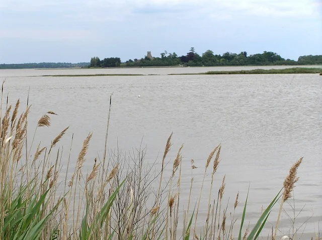 River Alde at Iken. River Alde at Iken.