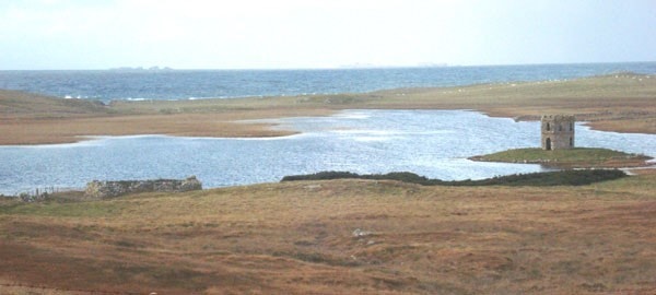 Loch Scolpaig. Loch Scolpaig.