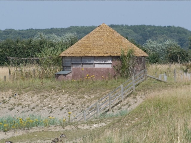 View of the unusual design of hide at Fiskerton. Nikon D80 with Sigma 170-500. View of the unusual design of hide at Fiskerton. Nikon D80 with Sigma 170-500.