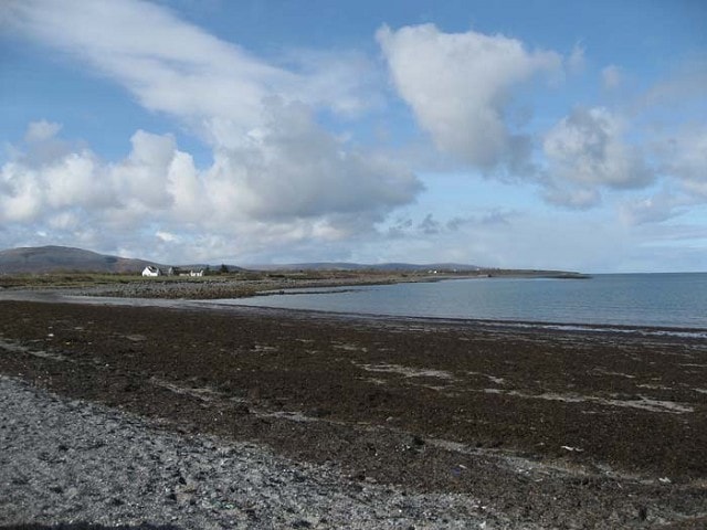 Looking west towards Doorus Pier from the beach car park. Looking west towards Doorus Pier from the beach car park.